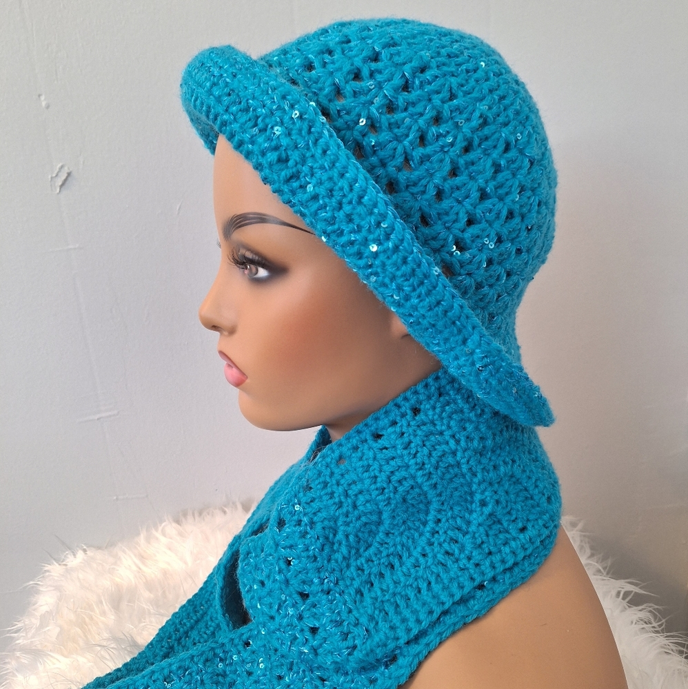 Handmade crochet turquoise sequin scarf & hat set - Picture 3 of 4